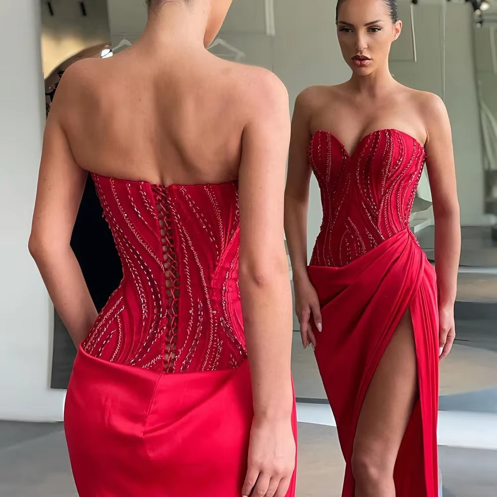 Aangepaste Rode Strapless Avondjurken Luxe Sexy Kralen Mouwloze Baljurk Elegante Feestjurk Gewaden De Soirée Retro