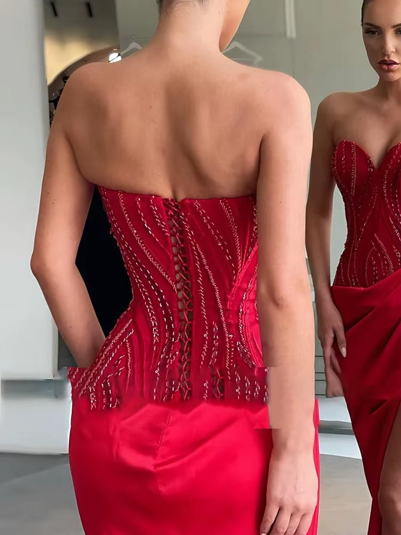 Aangepaste Rode Strapless Avondjurken Luxe Sexy Kralen Mouwloze Baljurk Elegante Feestjurk Gewaden De Soirée Retro