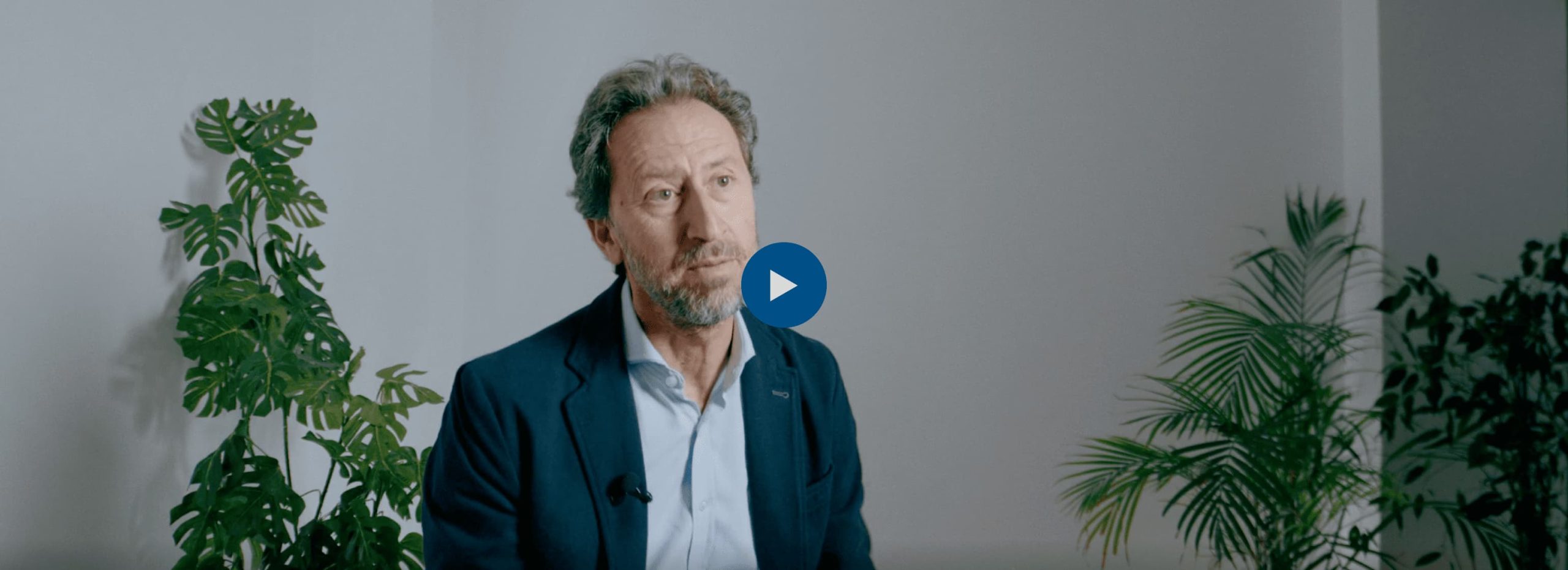 Palliative care, with jacket, participates in