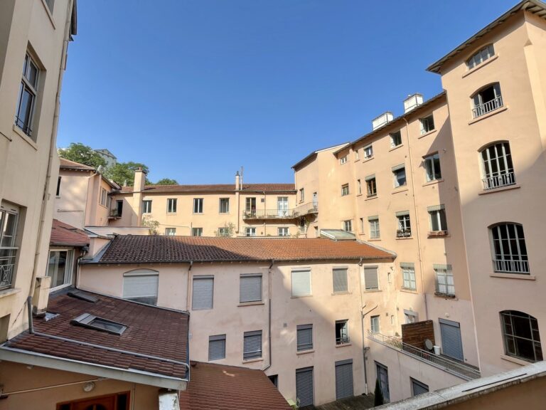 Renovated T2 in a magnificent location