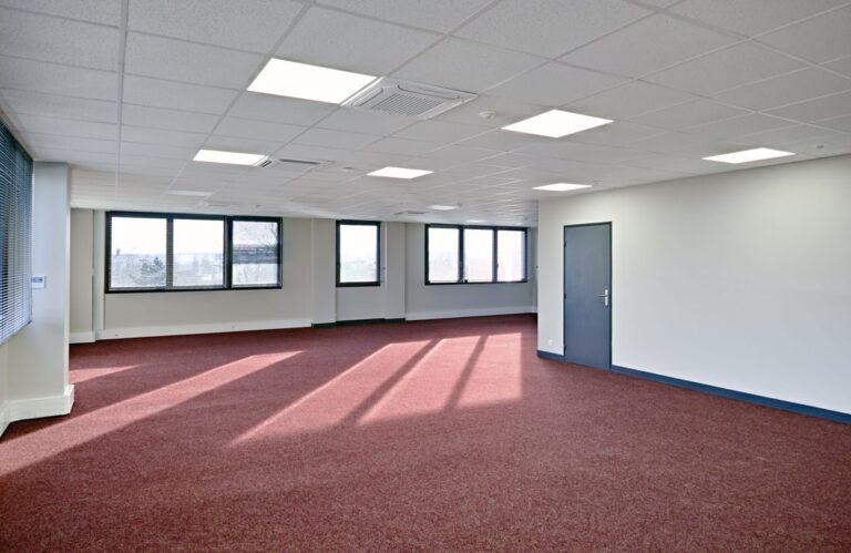 Oficinas en alquiler en Cergy-Pontoise