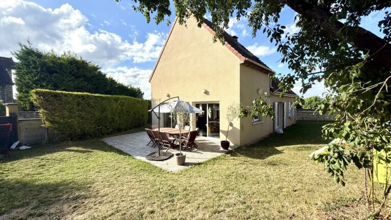 House for sale Mézières-sur-Seine