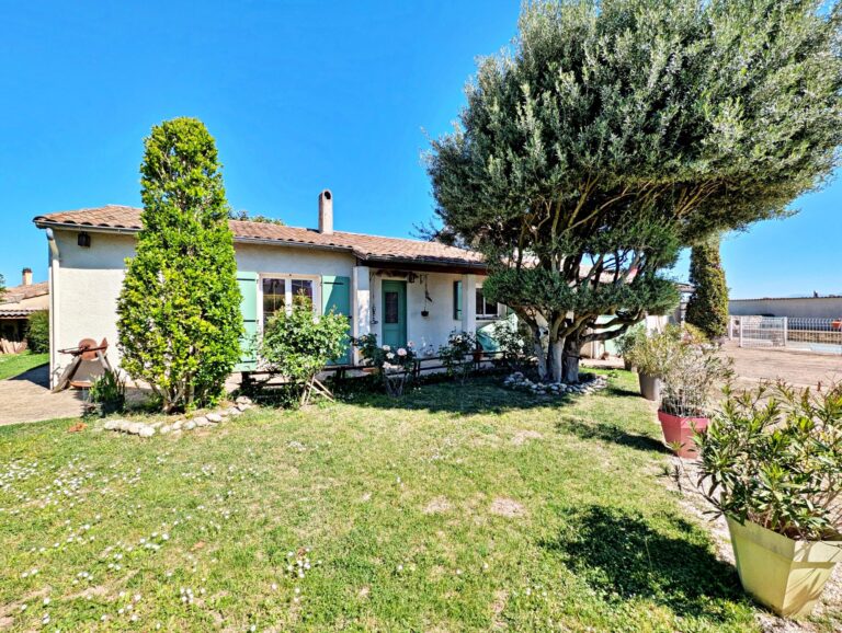 Maison 5 pièces de 116 m² avec piscine