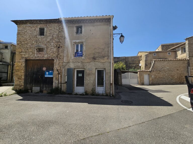 MAISON DE VILLAGE