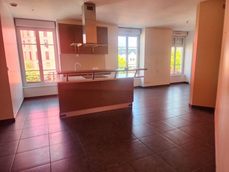 Appartement F4 - Secteur Châteaucreux