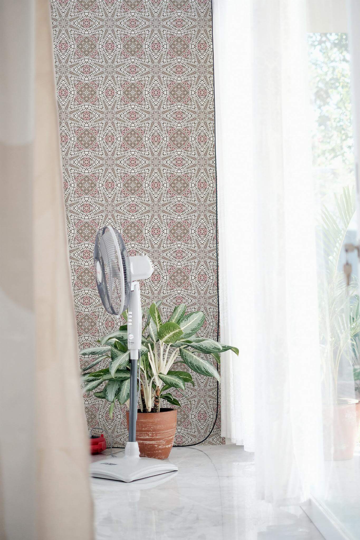 Moroccan geometric Wallpaper