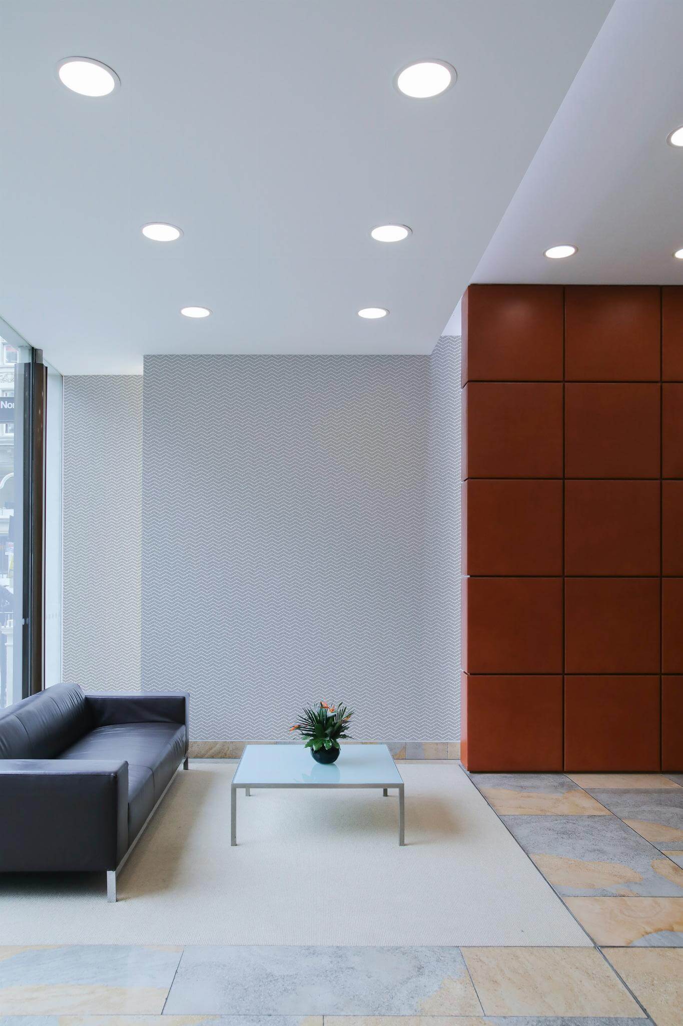 Gray and white dotted chevron Wallpaper - Image 3