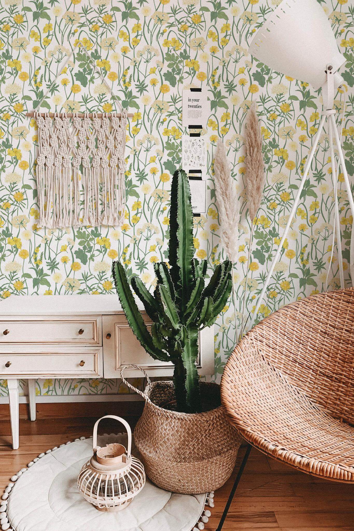 Vintage wildflower Wallpaper