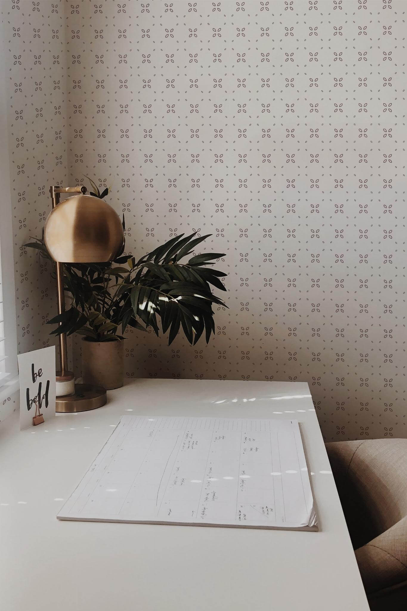 Geometric floral ornament Wallpaper