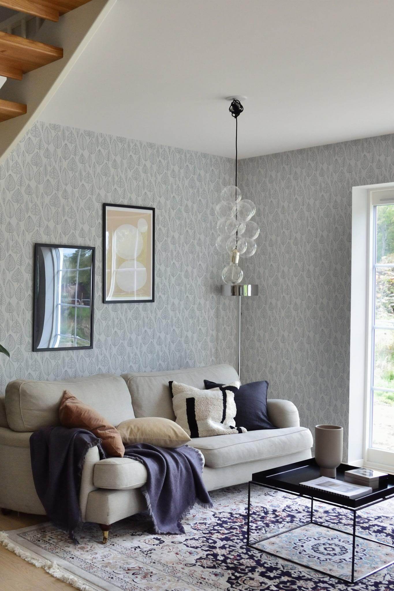 Gray Scandi leaf Wallpaper - Image 3