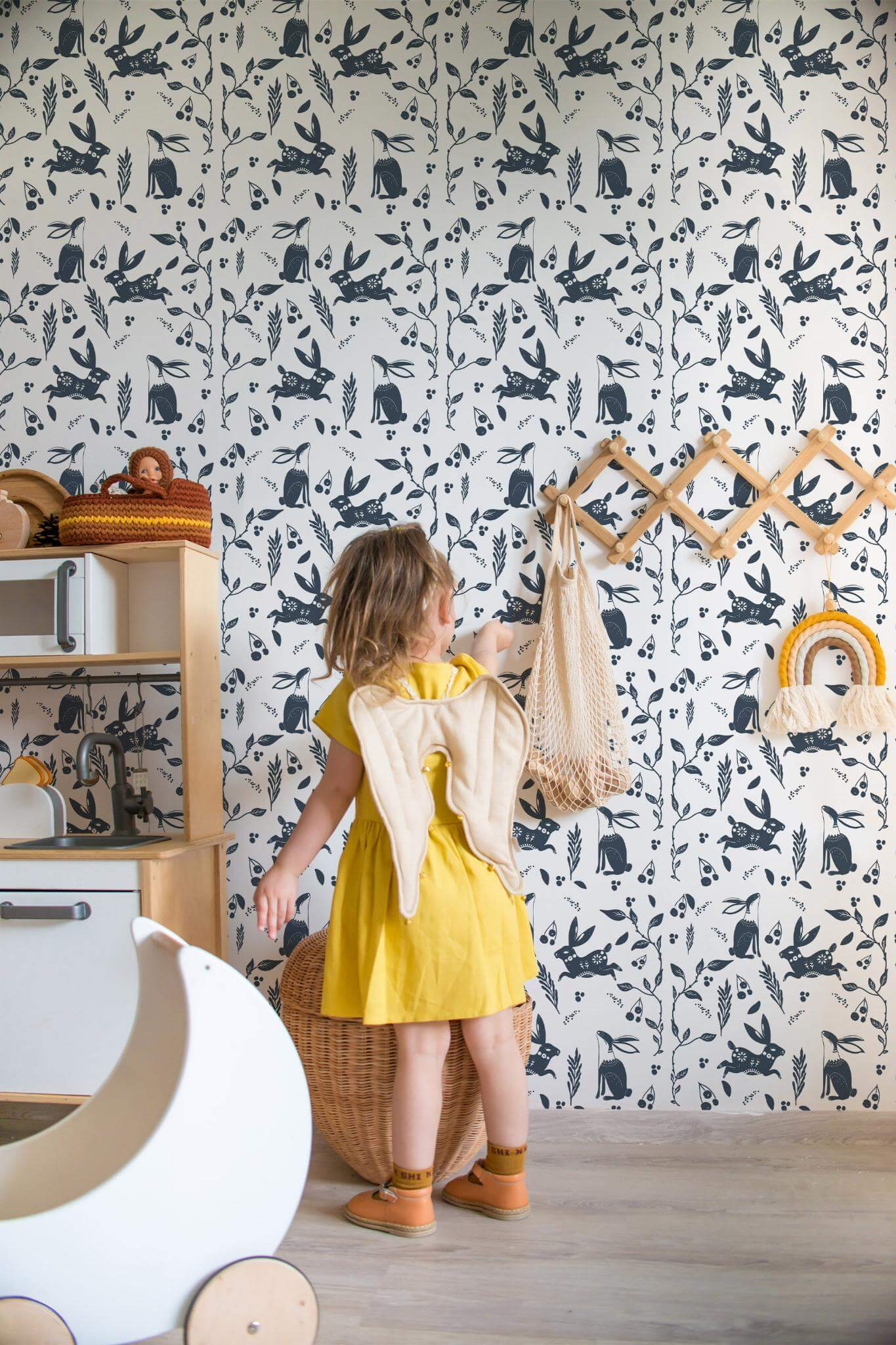 Ethnic design Wallpaper - Image 4