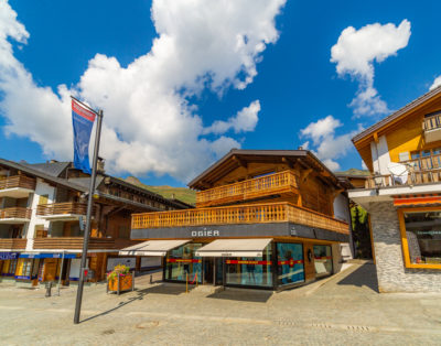 Chalet de luxe 5 chambres entièrement rénové au centre de Verbier