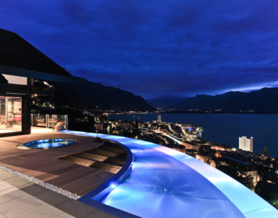 Le Montreux Deck