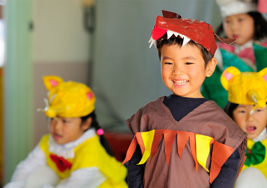 幼稚園 ビデオ&フォト