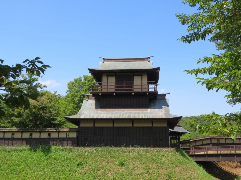 逆井城跡公園 (さかさいじょうあとこうえん)