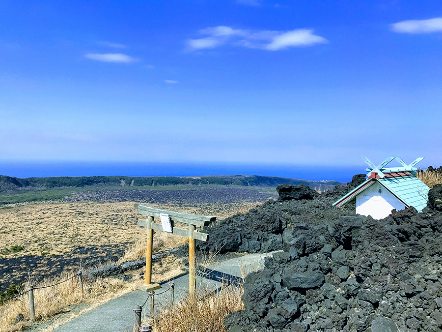 伊豆大島・三原神社