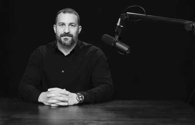 提唱者アンドリュー・ヒューバーマン博士とは？科学的信頼性の源泉