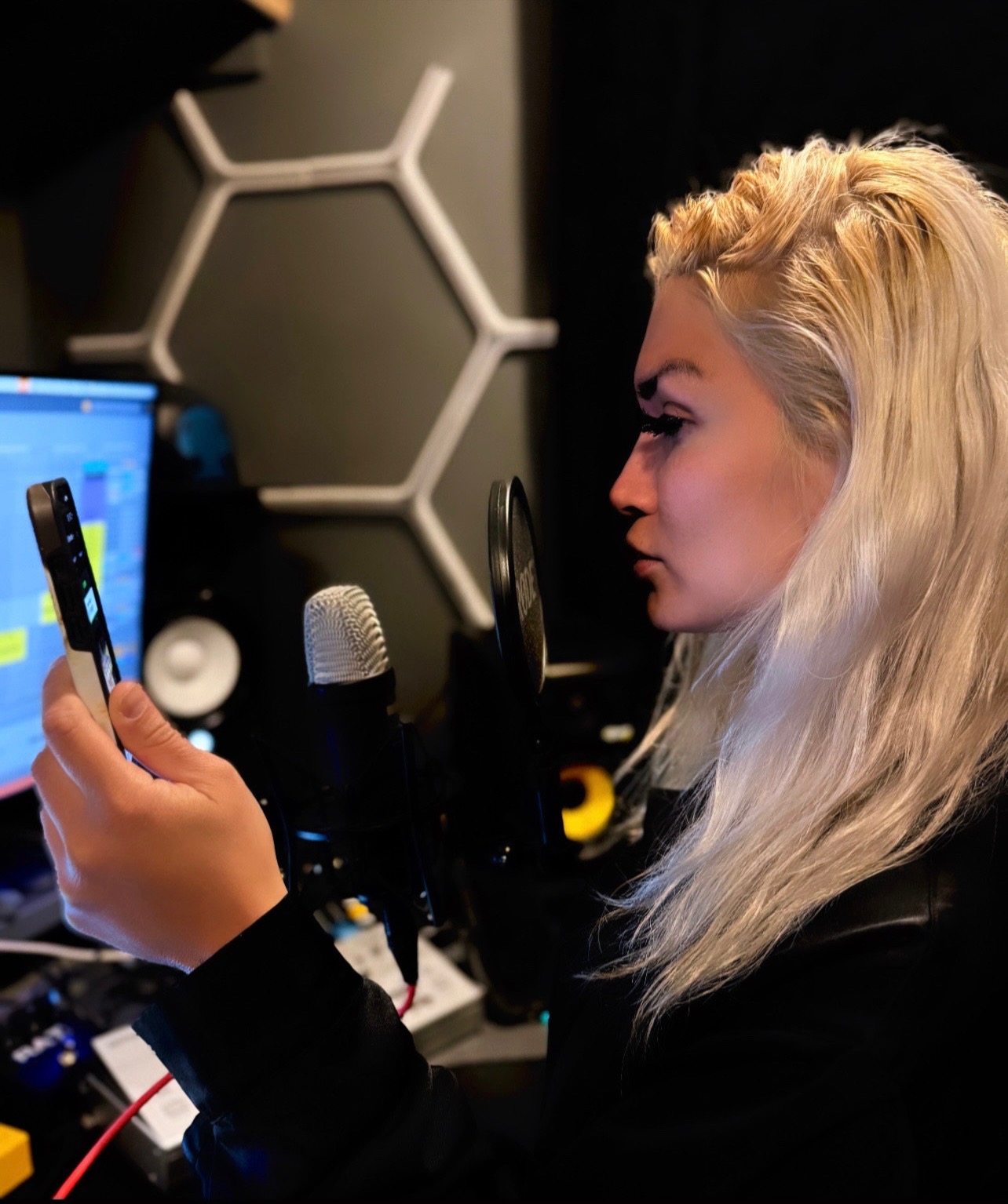 Grabaciones de doblaje femenina en inglés o español