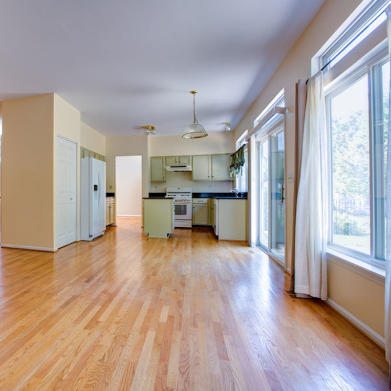 พื้นไม้โอ๊ค 1 STRIP ในห้องครัว