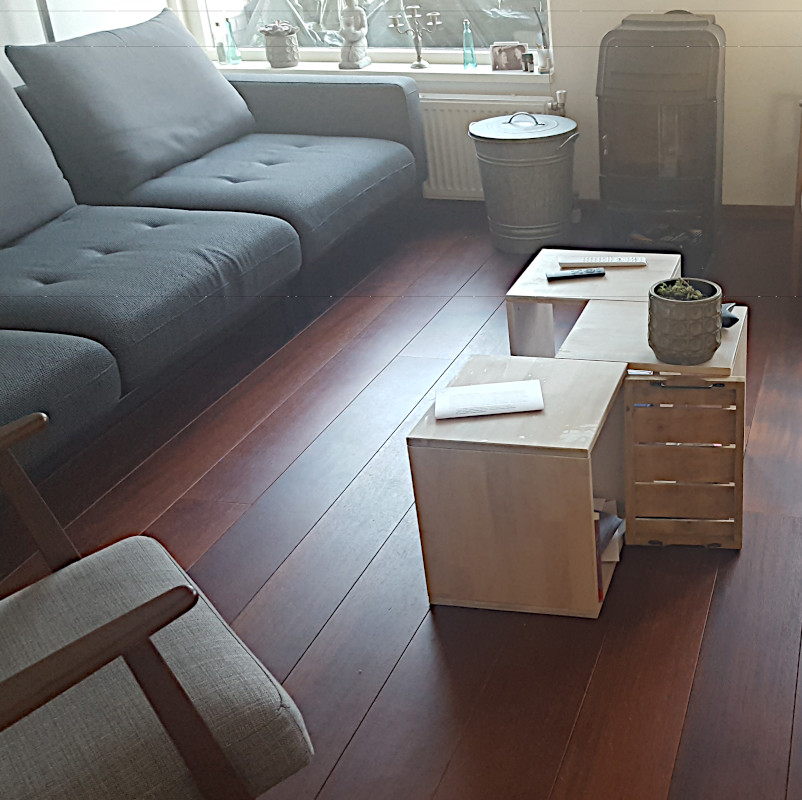 ห้องนั่งเล่น พื้นไม้เมอเบา/หลุมพอ (Merbau Wood)