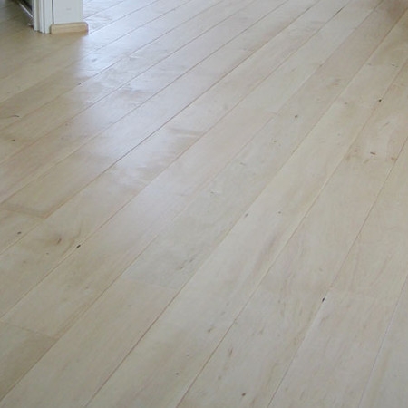 พื้นไม้บีชสีงา (Ivory Beech Flooring)