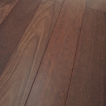 พื้นไม้ SUCUPIRA