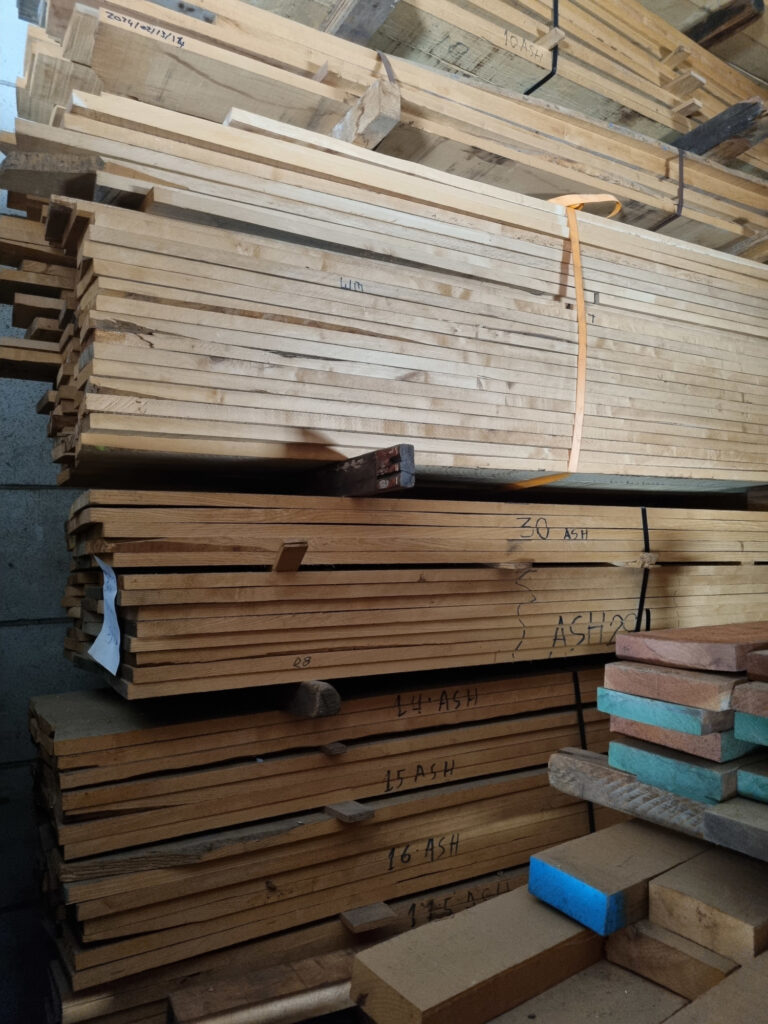 ไม้-ไม้แอช