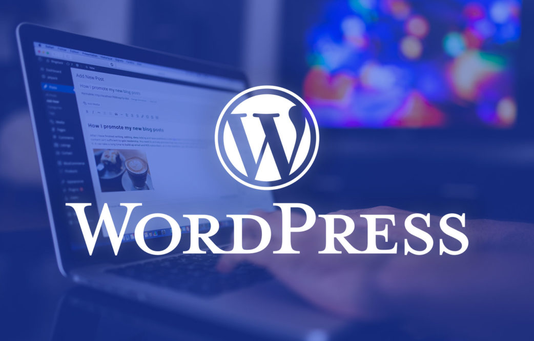 Import Wederverkoop Grensoverschrijdend EC De interface voor het beheer van WordPress-blogs wordt weergegeven op het laptopscherm, met het WordPress-logo op de voorkant.