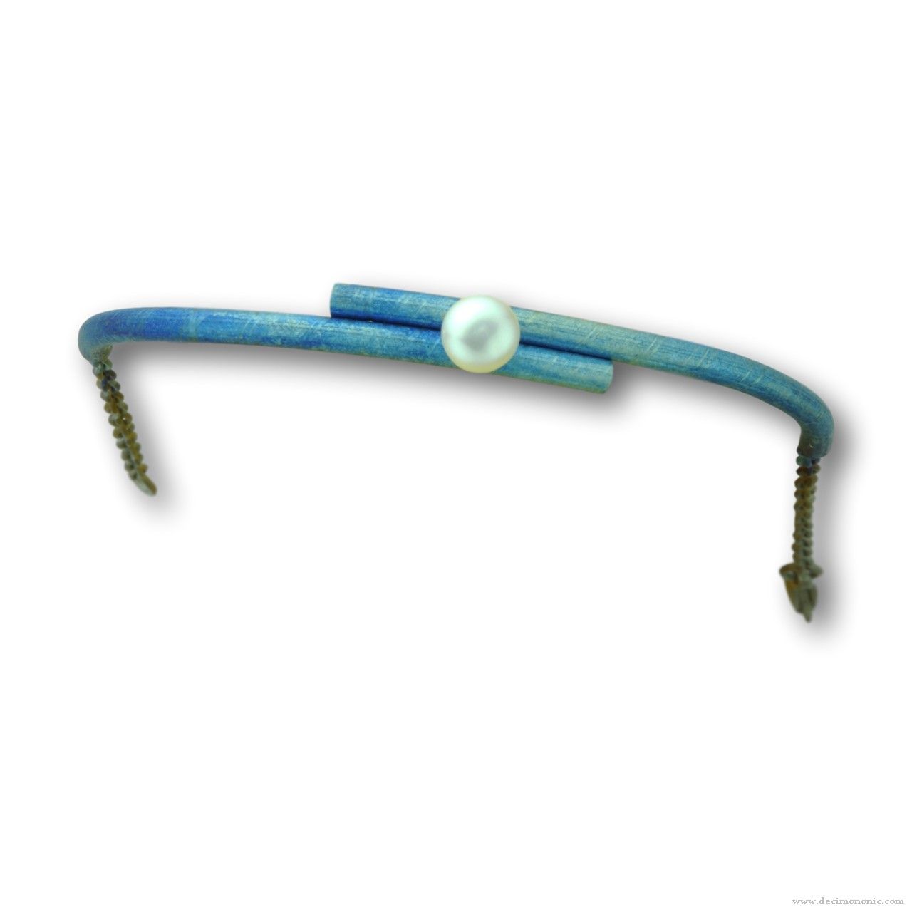 Brazalete de titanio azul con perla - Colección Nautilus by Decimononic