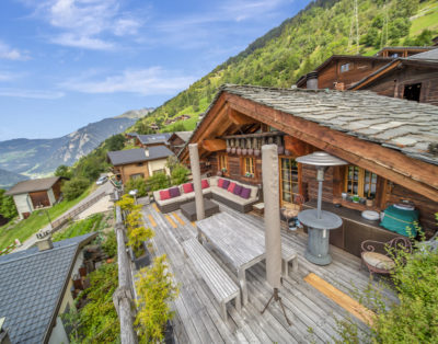 Winter family retreat Bagnes in the village center