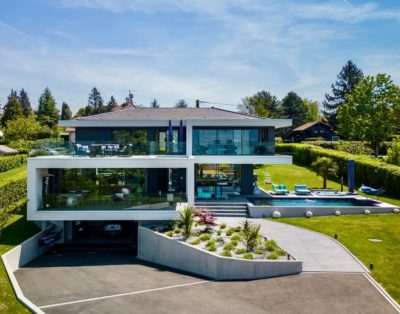 Villa Maîtresse 47 : Retraite de luxe ultime au bord du lac Léman
