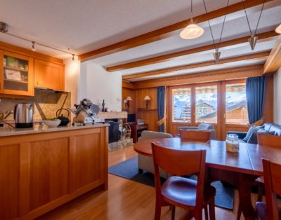 Charme alpin suisse : Chemin de la bergerie