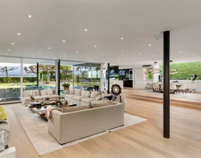 Propriété exceptionnelle en bord de lac à Corsier-Port / Genève