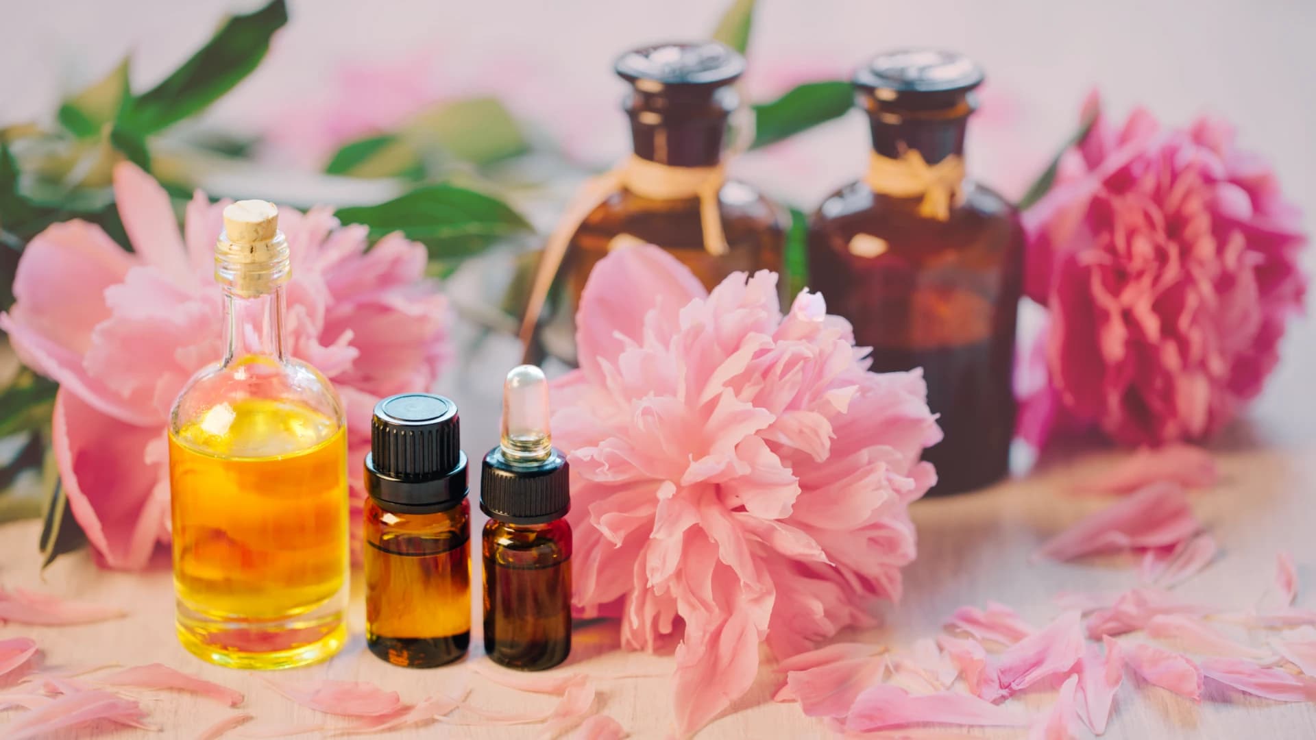 AROMATHERAPIE MASSAGE IN NIJMEGEN BIJ SKINSYMPHONY BEAUTY SALON